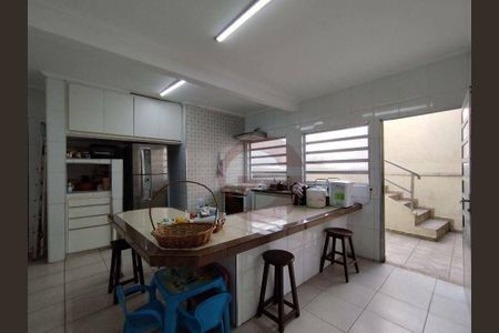 7_photo/94ce55d11f.c27bb358fc36071b-ATLAS-0b9357a0-071a-4702-8d47-e6a1476f076e.jpg de casa à venda com 3 quartos, 147m² em Jardim Maria Luiza, São Paulo