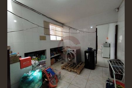 13_photo/94ce55d11f.c27bb358fc36071b-ATLAS-dad24806-140e-4b97-a35e-6de470ba9404.jpg de casa à venda com 3 quartos, 147m² em Jardim Maria Luiza, São Paulo
