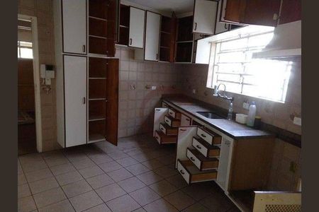 9_photo/94ce55ed93.adbb37f92a381176-ATLAS-518e71bd-7d5b-4f94-8b73-222a4e1b3ed9.jpg de casa à venda com 5 quartos, 350m² em Vila Dalva, São Paulo