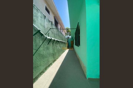 10_photo/94ce55f24f.cff15ff7244b52b4-ATLAS-89dc5e4c-b702-49e1-b46f-e50d488255df.jpg de casa à venda com 2 quartos, 155m² em Vila Dalva, São Paulo