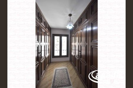 3_photo/94ce55f613.59abdc00308a7dc6-ATLAS-e4030f8a-7ea3-42c2-9c7f-7b408701c85c.jpg de casa à venda com 3 quartos, 400m² em Vila Yara, Osasco