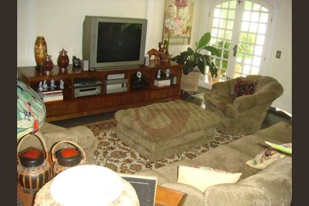 8_photo/94ce55f6bd.84d273d2e1abbbdc-ATLAS-9f6fedcc-bc53-4a5a-8c1a-d09232937cc8.jpg de casa à venda com 4 quartos, 387m² em Cidade São Francisco, São Paulo