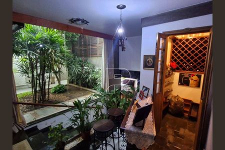 2_photo/94ce55f78f.d41ccc6539b5b4b0-ATLAS-0e88178b-e064-4056-af87-0a4d344fd131.jpg de casa à venda com 3 quartos, 342m² em Cidade São Francisco, São Paulo