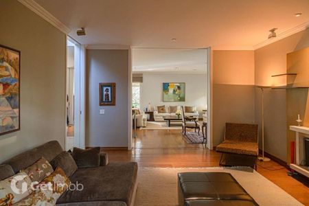 19_photo/94ce582ebb.2c445d7a253e7411-ATLAS-7236346b-cf46-46e5-bcd4-98a3402d65c3.jpg de casa para alugar com 4 quartos, 707m² em Pacaembu, São Paulo