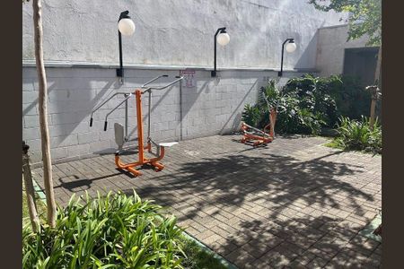 6_photo/94ce5b8157.54b8780a509023fd-ATLAS-4e775554-5390-421d-a9bb-eae28cd28c6a.jpg de casa à venda com 2 quartos, 38m² em Sacomã, São Paulo