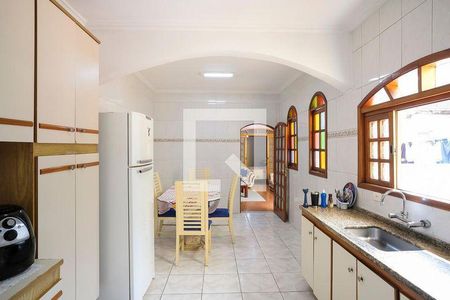 7_photo/94ce5c604f.588d4a7fb74764b6-ATLAS-51555f5a-c72e-4ded-b878-e021b685f637.jpg de casa à venda com 2 quartos, 179m² em Fundação, São Caetano do Sul