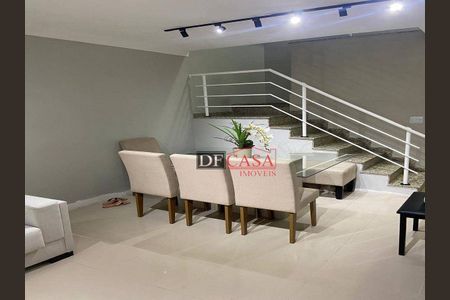 11_photo/94ce5c60bf.58506769bdfd2446-ATLAS-a36a33df-c99b-4e03-8dfa-050397cc1603.jpg de casa à venda com 2 quartos, 110m² em Vila Alpina, São Paulo