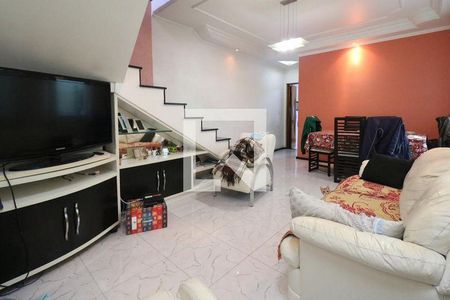 5_photo/94ce5c8ab3.a15f321e408d66f6-ATLAS-b69ff199-84f5-4613-b720-1147f18973fd.jpg de casa à venda com 3 quartos, 115m² em Fundação, São Caetano do Sul