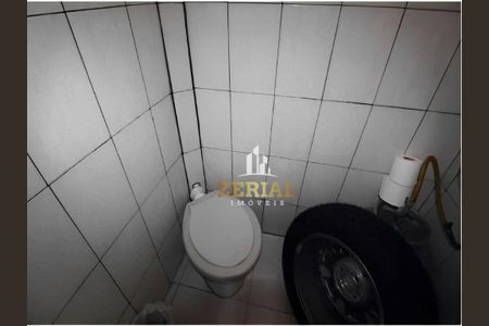 2_photo/94ce5c8c5d.01e58fe0f594459a-ATLAS-1a9bd7c2-7159-47a4-aa25-71e825b9f070.jpg de casa à venda com 4 quartos, 90m² em Centro, São Caetano do Sul