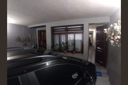 11_photo/94ce5c9289.e38f2492aa902cd9-ATLAS-9c9afdae-0e5d-4e6a-a58c-7ebad93e472b.jpg de casa à venda com 4 quartos, 132m² em Santo Antônio, São Caetano do Sul