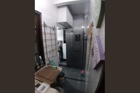 6_photo/94ce5c9289.e38f2492aa902cd9-ATLAS-e404dc0f-e3f5-47c6-b8ad-25df2fb5a1e3.jpg de casa à venda com 4 quartos, 132m² em Santo Antônio, São Caetano do Sul