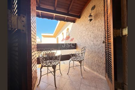 18_photo/94ce5c9435.8f3f2a47dd94676f-ATLAS-b5840689-c4a0-4127-8d43-8078bd9642f0.jpg de casa à venda com 3 quartos, 270m² em Santo Antônio, São Caetano do Sul