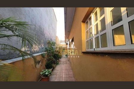 3_photo/94ce5c9523.4a8fb705dfdf76a3-ATLAS-0baacf38-3995-47df-850b-5dcba6bc9e7d.jpg de casa para alugar com 3 quartos, 220m² em Santo Antônio, São Caetano do Sul