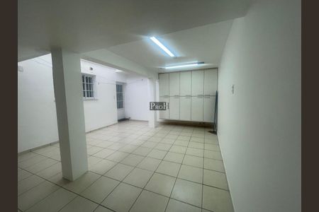 11_photo/94ce5ca3e9.cbac4b0532efd0a4-ATLAS-ede9a799-a97d-4506-b0ee-d659c2c147ba.jpg de casa à venda com 3 quartos, 290m² em Sacomã, São Paulo