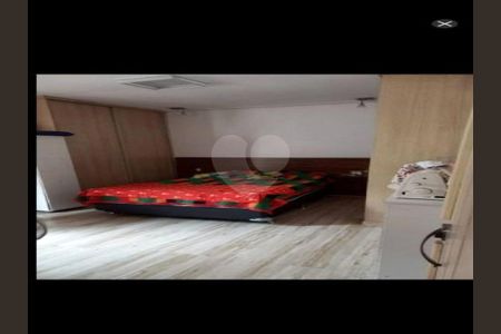 3_photo/94ce5ca64f.a092227452ef5b5b-ATLAS-a4dbec4c-46b0-4a36-83b2-16a5e4f5a2b6.jpg de casa à venda com 2 quartos, 100m² em Vila Arapua, São Paulo