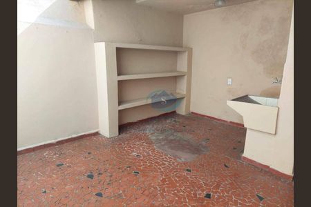 2_photo/94ce5cab77.7e2ea02b9085bf9d-ATLAS-5e1240f8-8e51-4bfd-8693-e32af7c3f51b.jpg de casa à venda com 1 quarto, 70m² em Vila Liviero, São Paulo