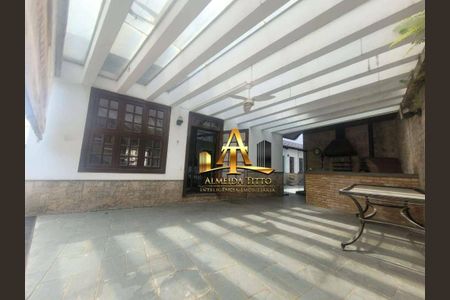 19_photo/94ce5cb01b.561dcad3d0cedf12-ATLAS-4fd983f5-9e52-4afc-a2de-2836cca705aa.jpg de casa para alugar com 4 quartos, 359m² em Jardim Sao Caetano, São Caetano do Sul