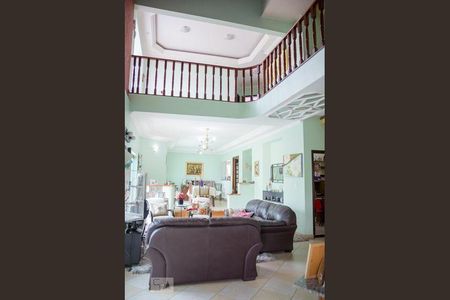 4_photo/94ce5cb1e9.87d102c70d9b9577-ATLAS-113bb506-79e5-4eb9-b061-ebcc4c2d9ceb.jpg de casa à venda com 4 quartos, 413m² em Jardim Sao Caetano, São Caetano do Sul