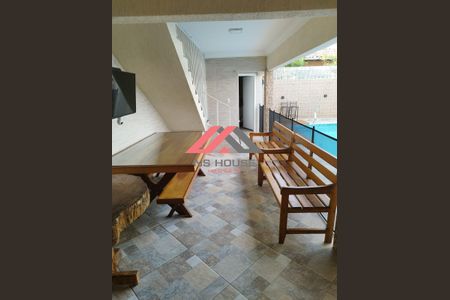 7_photo/94ce5cb307.6ba4ef9df26df2e3-ATLAS-1aa5cd9d-e5ad-47de-91ae-83df32e204be.jpg de casa para alugar com 3 quartos, 270m² em Jardim Sao Caetano, São Caetano do Sul