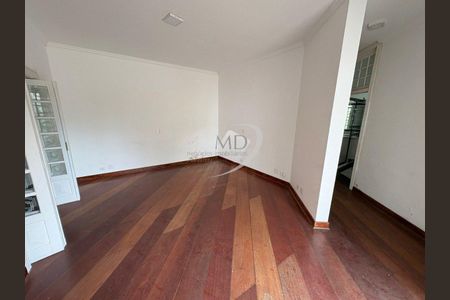 43_photo/94ce5cb44b.f14d7a494a64fc38-ATLAS-3662f7bd-7231-4deb-a1ed-e5f9a7726185.jpg de casa para alugar com 5 quartos, 720m² em Jardim Sao Caetano, São Caetano do Sul