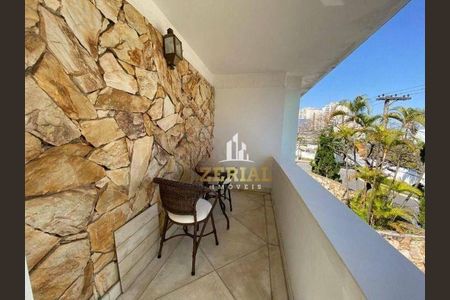 5_photo/94ce5cb48b.3e6957092a4c223d-ATLAS-09c8d749-1eb3-4f37-9ac5-656ea0f65a9f.jpg de casa para alugar com 4 quartos, 650m² em Jardim Sao Caetano, São Caetano do Sul