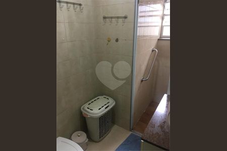 6_photo/94ce5cb689.e9e7bffe1f964319-ATLAS-cb8a36df-2c3b-471b-a530-71be2e23039e.jpg de casa à venda com 2 quartos, 93m² em Jardim Sao Caetano, São Caetano do Sul