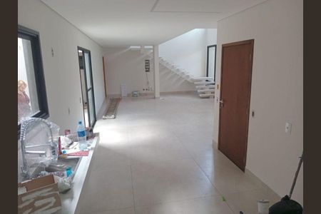 7_photo/94ce5cb8af.a9ad82c0a29b9a19-ATLAS-1fa5f133-8e84-44b4-84f7-0a877ea344ad.jpg de casa à venda com 3 quartos, 240m² em Cerâmica, São Caetano do Sul