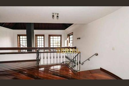 5_photo/94ce5cbaa1.561dcad3d0cedf12-ATLAS-8ab7d880-19d0-45ee-88c7-56d821ab75b1.jpg de casa para alugar com 5 quartos, 359m² em Jardim Sao Caetano, São Caetano do Sul