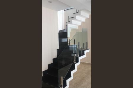 15_photo/94ce5cbed7.4cea1a0b3f6bbd2f-ATLAS-ae8de9f4-e7e6-42bb-81b5-c10e428facdb.jpg de casa para alugar com 3 quartos, 420m² em Cerâmica, São Caetano do Sul