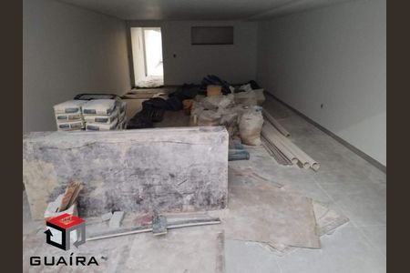 5_photo/94ce5cc01d.2ecc81a6ef288b9f-ATLAS-d8e50eab-55e5-4f9e-af20-7bb266b882f0.jpg de casa à venda com 3 quartos, 290m² em Cerâmica, São Caetano do Sul