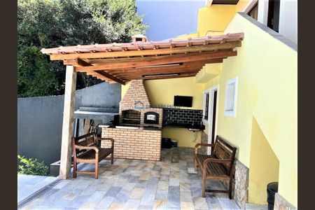 7_photo/94ce5cc07f.dd63bef89a0f751f-ATLAS-4ee91a8a-fdcd-4f9b-b871-0cc2744d7f71.jpg de casa à venda com 3 quartos, 480m² em Cerâmica, São Caetano do Sul