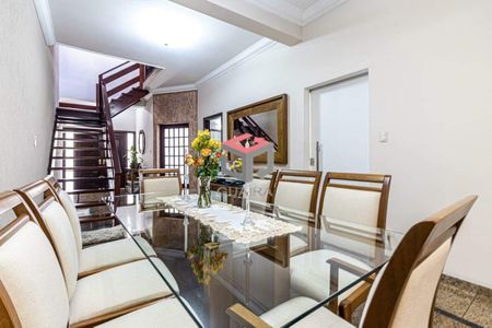 3_photo/94ce5cc141.c4d9960d4e7c8e66-ATLAS-012951a8-d281-4db1-9a51-8dc591ec21ec.jpg de casa à venda com 3 quartos, 350m² em Santo Antônio, São Caetano do Sul