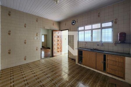 2_photo/94ce5cc3b7.9adbb3a8c64252cf-ATLAS-08063485-0dee-4c14-a79e-2589e1659cd1.jpg de casa à venda com 1 quarto, 150m² em Santa Paula, São Caetano do Sul