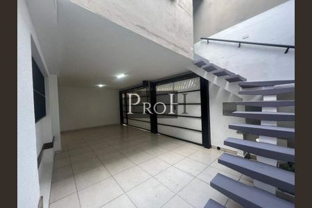 4_photo/94ce5cc46f.ceff8192393c33de-ATLAS-98694bd5-c7e9-4130-b08c-73ce9ddde9f5.jpg de casa para alugar com 3 quartos, 240m² em Osvaldo Cruz, São Caetano do Sul