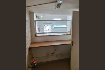 3_photo/94ce5cc4b1.cdd4f02be08f0036-ATLAS-37ef2624-7acc-48e0-9726-399f1c91700a.jpg de casa para alugar com 0 quarto, 267m² em Oswaldo Cruz, São Caetano do Sul