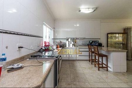 11_photo/94ce5cc4d3.50dcffd0bfa00027-ATLAS-c1b53731-e4d1-440a-b3c1-49106294df7a.jpg de casa para alugar com 6 quartos, 568m² em Osvaldo Cruz, São Caetano do Sul