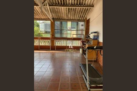 7_photo/94ce5cc697.59abdc00308a7dc6-ATLAS-1e8aec48-cb6e-4e87-8517-953ea4081aba.jpg de casa à venda com 4 quartos, 155m² em Cerâmica, São Caetano do Sul