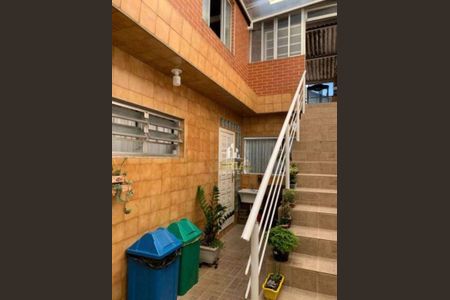 9_photo/94ce5cc697.59abdc00308a7dc6-ATLAS-4687c83d-b9e6-41e7-85ba-dda848100eda.jpg de casa à venda com 4 quartos, 155m² em Cerâmica, São Caetano do Sul