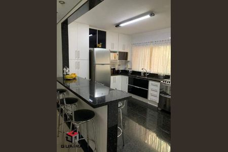 2_photo/94ce5cc697.59abdc00308a7dc6-ATLAS-e1adc4ed-b110-4841-a498-094efd64fc90.jpg de casa à venda com 3 quartos, 383m² em Cerâmica, São Caetano do Sul