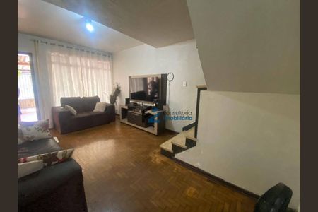 7_photo/94ce5cc6b7.d0e58ee7b703e394-ATLAS-46202667-abe6-435b-9102-41eee9b3e6c7.jpg de casa à venda com 2 quartos, 67m² em Santo Antônio, São Caetano do Sul