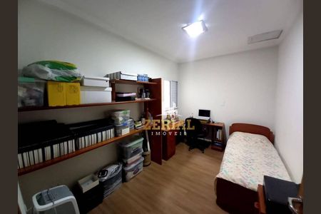 7_photo/94ce5cc7a1.e5b0f526cad1f31c-ATLAS-0af311db-84b2-43f1-ab36-e651fddabe18.jpg de casa à venda com 4 quartos, 261m² em Cerâmica, São Caetano do Sul