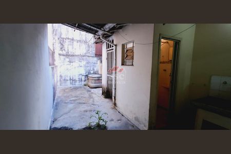 5_photo/94ce5cc879.bbd0c06dccd8b6dc-ATLAS-b2e03790-02df-40a3-8676-3f3696de7772.jpg de casa à venda com 2 quartos, 122m² em São José, São Caetano do Sul