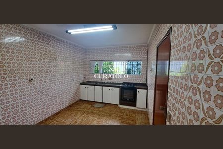 9_photo/94ce5cca33.fb93d04717f75375-ATLAS-e768a3b7-842f-44c3-bfca-cfdd0815a8b2.jpg de casa à venda com 3 quartos, 93m² em Osvaldo Cruz, São Caetano do Sul