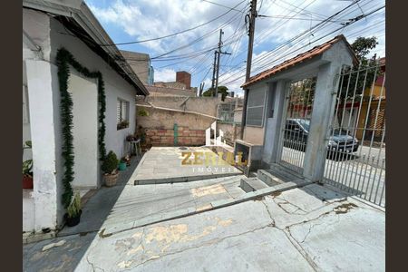 4_photo/94ce5ccbbb.04a823dc9d4d949a-ATLAS-627f740d-d2ce-4888-9b93-b2370a8e5768.jpg de casa à venda com 4 quartos, 200m² em Nova Gerti, São Caetano do Sul