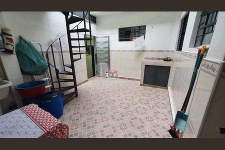 8_photo/94ce5ccc1d.ae537c11cfa6cc3a-ATLAS-38be8166-4097-49e9-9d90-10a49e2d7cbb.jpg de casa à venda com 4 quartos, 283m² em Osvaldo Cruz, São Caetano do Sul