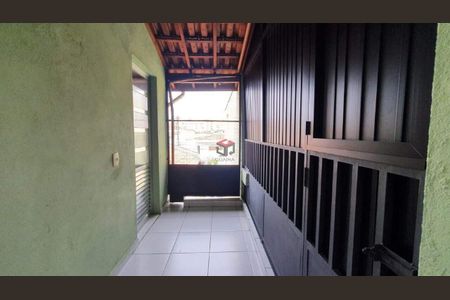 10_photo/94ce5ccc1d.ae537c11cfa6cc3a-ATLAS-5cdccdf4-4bb7-4cc0-8ff5-bb22c744e2ff.jpg de casa à venda com 4 quartos, 283m² em Osvaldo Cruz, São Caetano do Sul