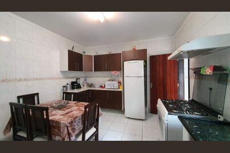 11_photo/94ce5ccc1d.ae537c11cfa6cc3a-ATLAS-bef86f3b-18ab-4361-94d8-4e713cab8d79.jpg de casa à venda com 4 quartos, 283m² em Osvaldo Cruz, São Caetano do Sul