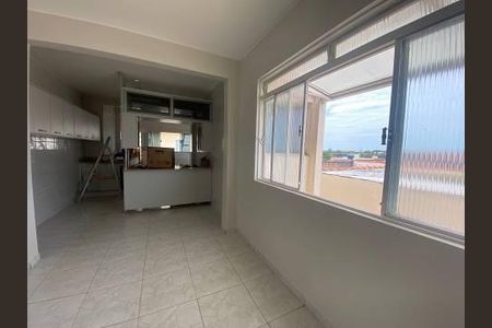 3_photo/94ce5ccccb.2ed526e46a3fb60a-ATLAS-175bd9df-fc65-4f24-8dd3-e613fbbba98c.jpg de casa à venda com 3 quartos, 88m² em Nova Gerti, São Caetano do Sul