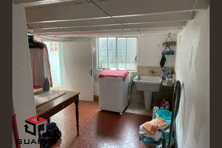 4_photo/94ce5ccee7.8a4c6eccd5224d6b-ATLAS-2da0f019-609c-4a32-bc2b-26393c2bf43d.jpg de casa à venda com 3 quartos, 153m² em Santa Paula, São Caetano do Sul