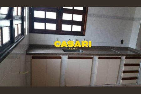 8_photo/94ce5ccee7.eef1bf4cb61c1a94-ATLAS-64cb8437-0b3e-46ec-aba0-a8ef07af7a35.jpg de casa para alugar com 4 quartos, 275m² em Santa Paula, São Caetano do Sul